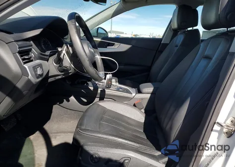 2017 Audi A4 Premium z USA, uszkodzony, nr VIN WAUGNAF4XHN006996